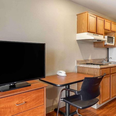 Extended Stay America Select Suites - Wichita - North Bagian luar foto