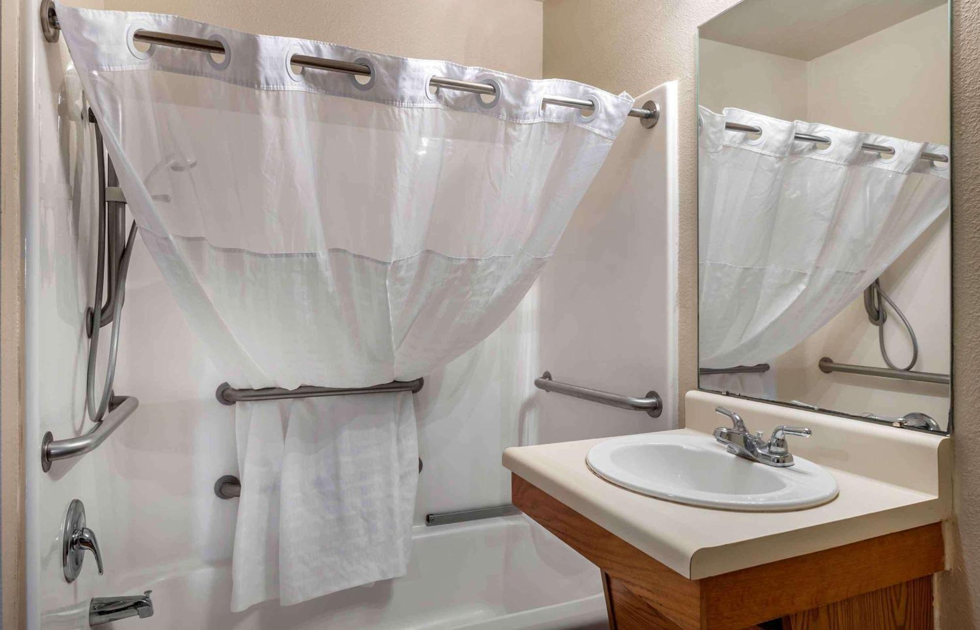 Extended Stay America Select Suites - Wichita - North Bagian luar foto