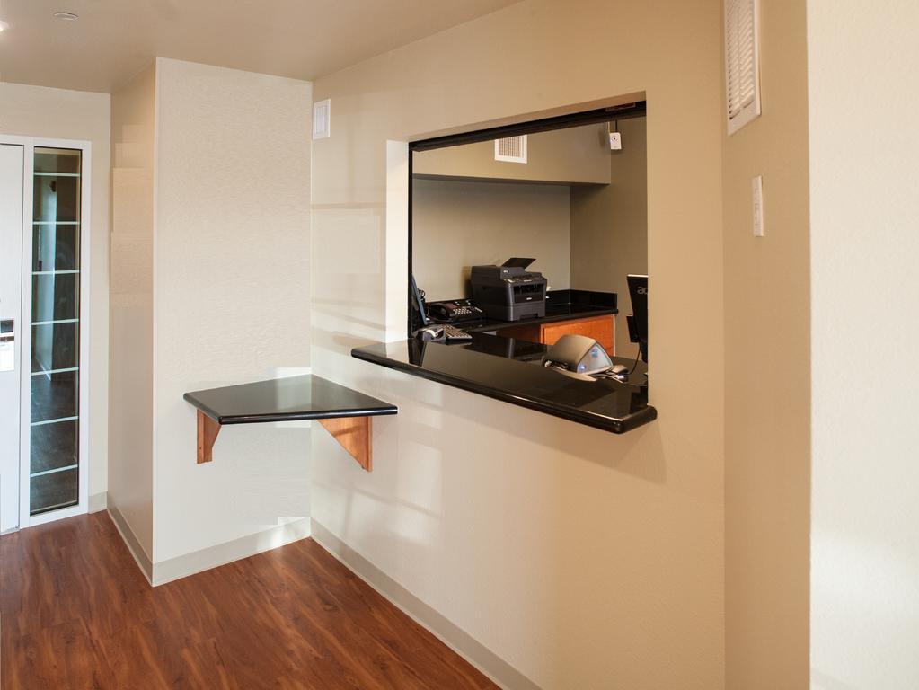 Extended Stay America Select Suites - Wichita - North Bagian luar foto