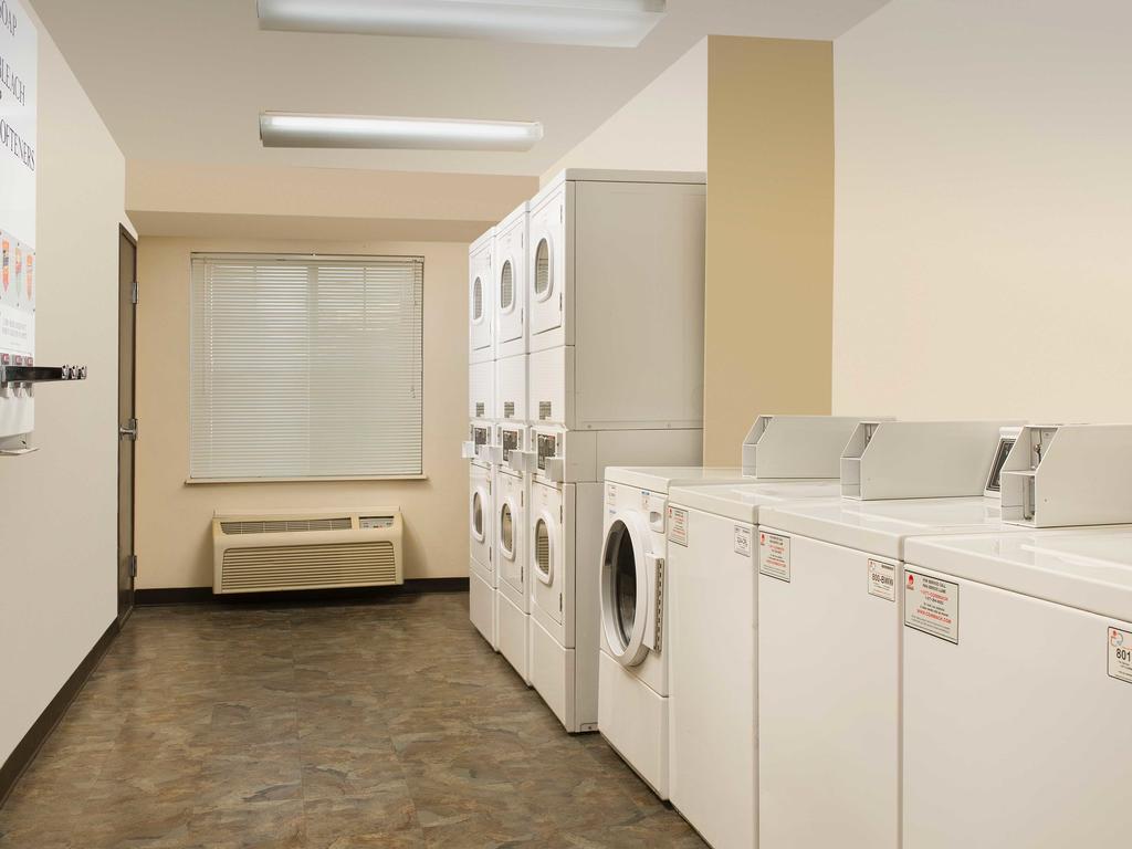 Extended Stay America Select Suites - Wichita - North Bagian luar foto